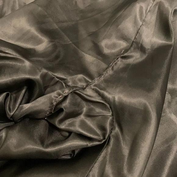 Floral Black Satin Robe - Picture 11 of 14